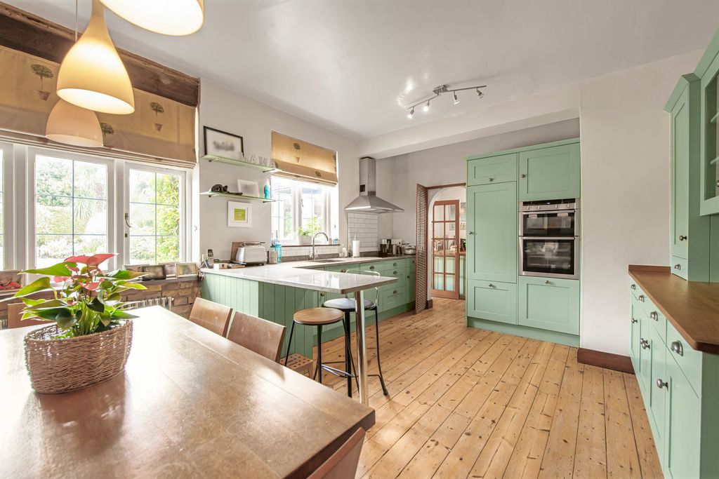 Additional image 7 of 6 bed detached house for saleSheen Common Drive, Richmond TW10