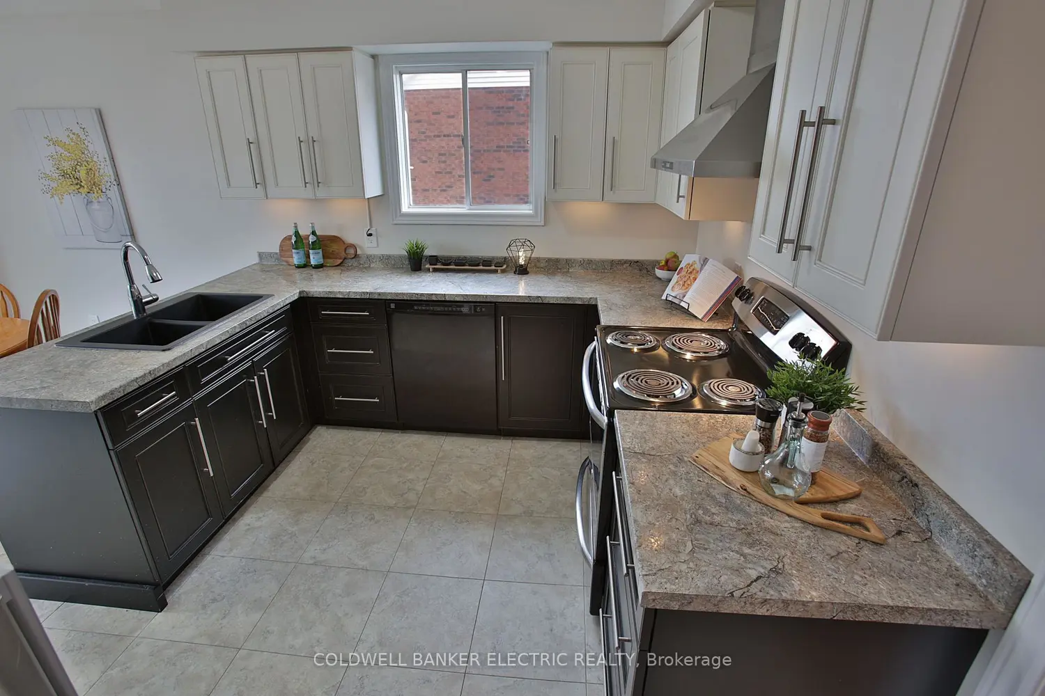 Additional image 5 of 1830 Stratton Avenue