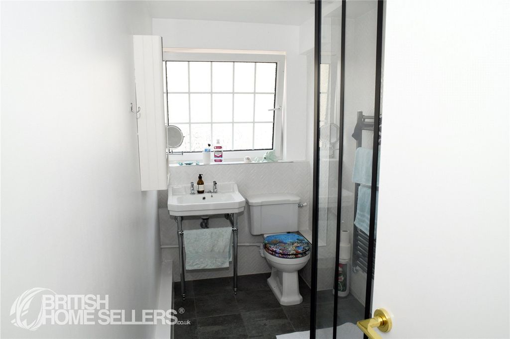 Additional image 14 of 2 bed flat for saleGrand Parade, Portsmouth, Hampshire PO1