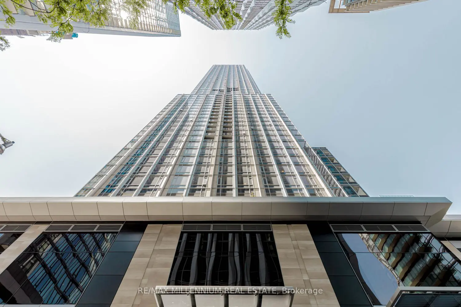 11 Yorkville Avenue 4103