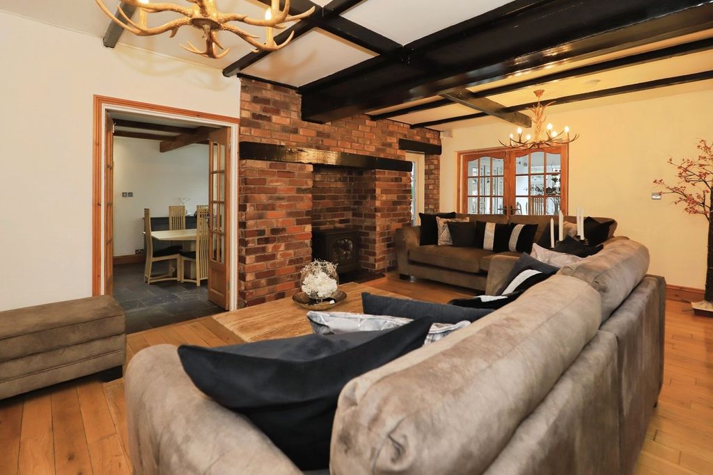 Additional image 2 of 4 bed detached house for saleStourbridge Road, Wolverhampton WV4