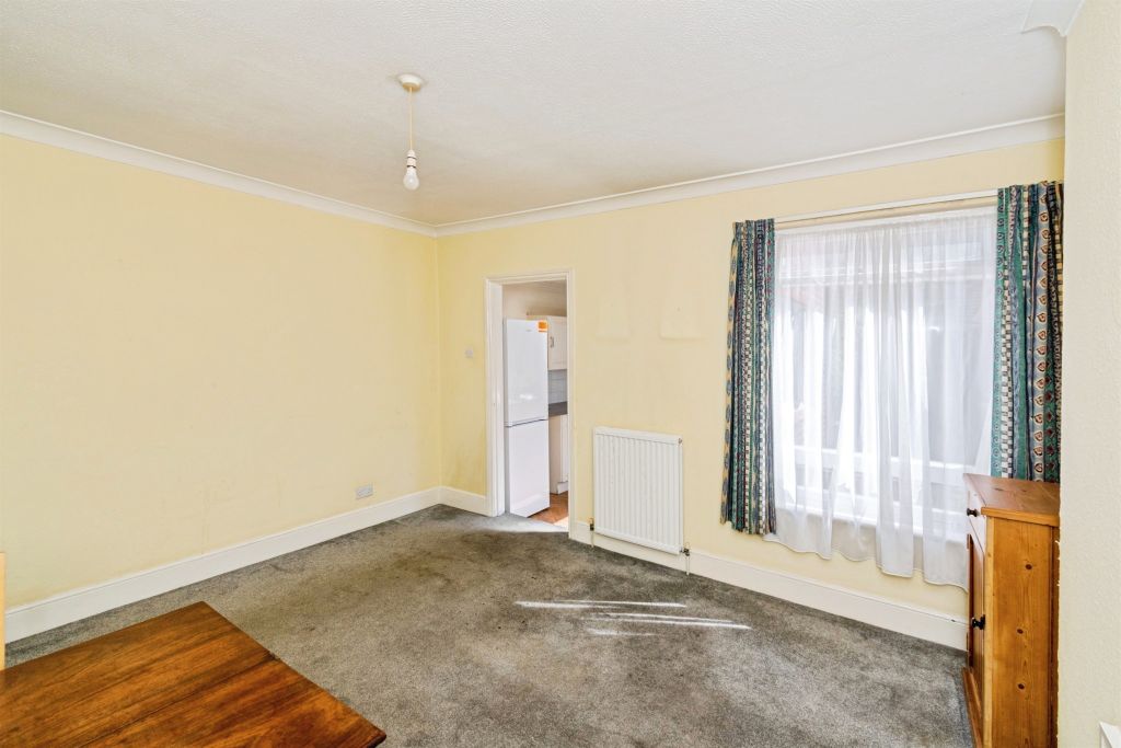 Additional image 9 of 2 bed end terrace house for saleWoodside Road, Southampton SO17