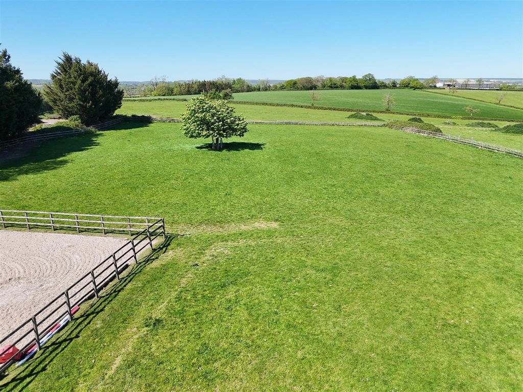 Additional image 13 of 3 bed country house for saleBowridge Hill, Gillingham SP8