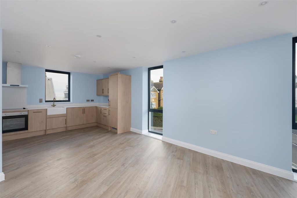 Additional image 9 of 2 bed flat for saleBeach Walk, Whitstable CT5