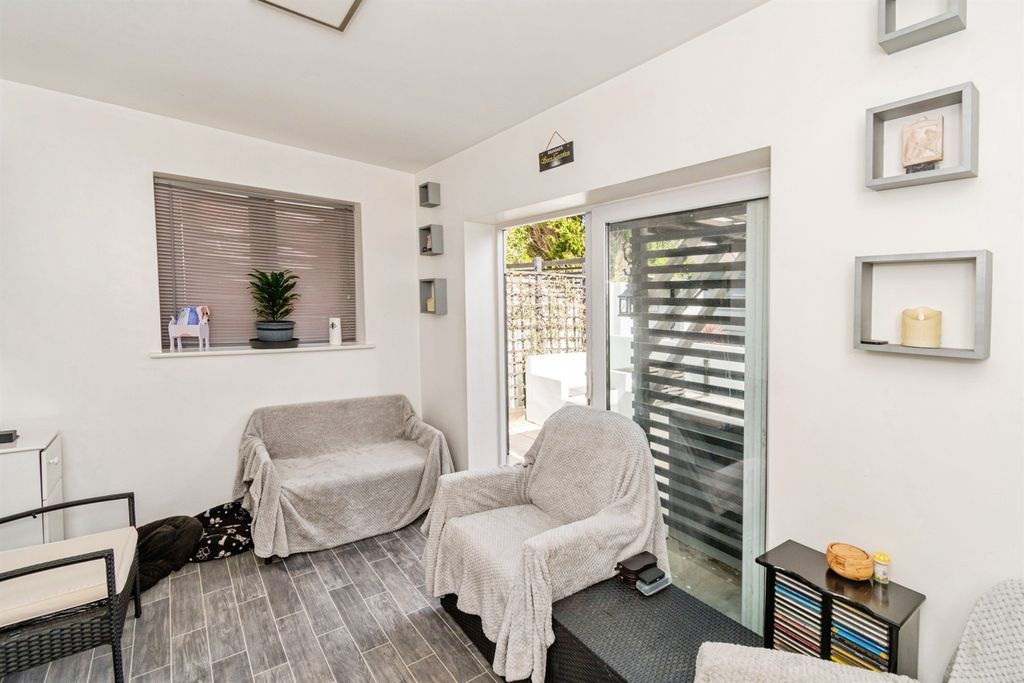 Additional image 10 of 2 bed end terrace house for saleCoxford Drove, Southampton SO16