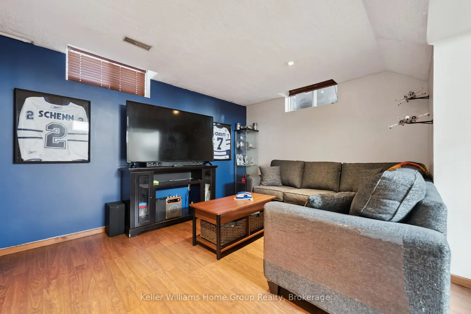 Additional image 5 of 758 Victoria Terrace