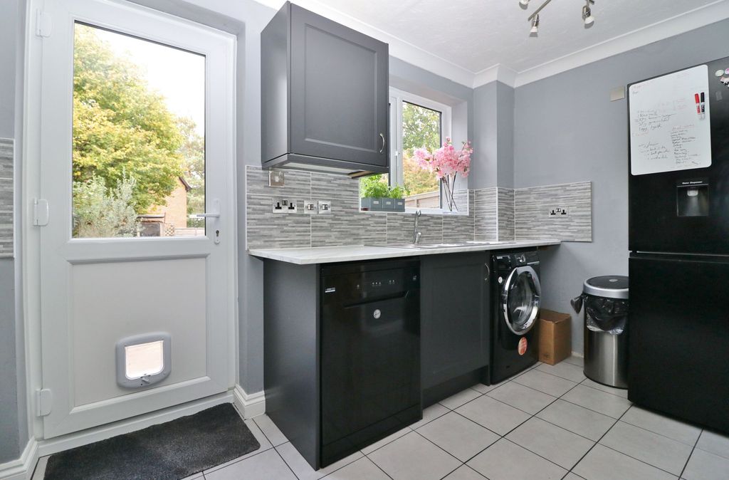 Additional image 7 of 2 bed terraced house for saleGoodlands Vale, Hedge End SO30
