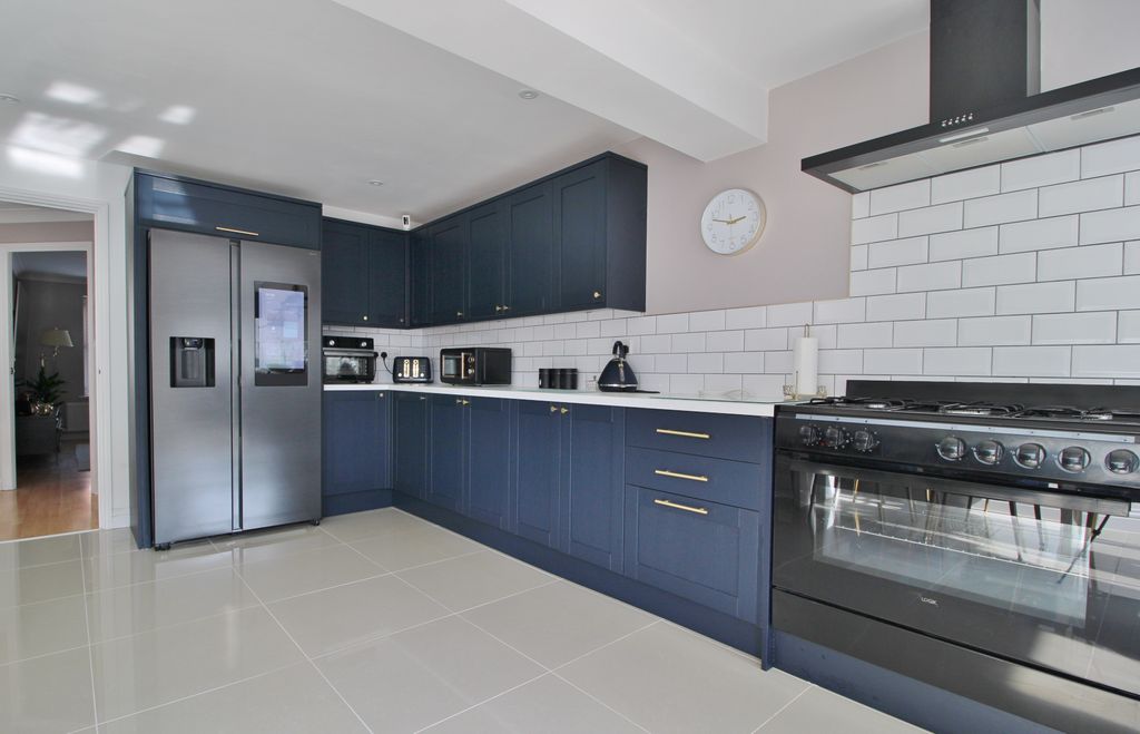 Additional image 5 of 3 bed detached house for saleLapwing Road, Southsea PO4