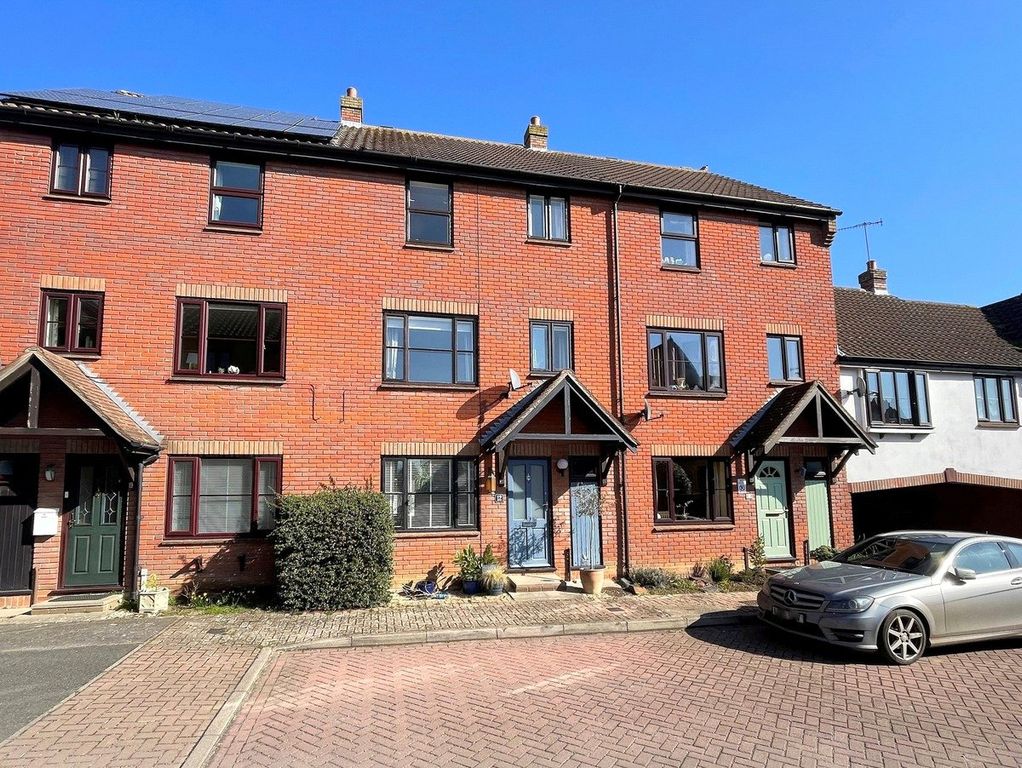 4 bed terraced house for saleSutton Close, Woodbridge, Suffolk IP12