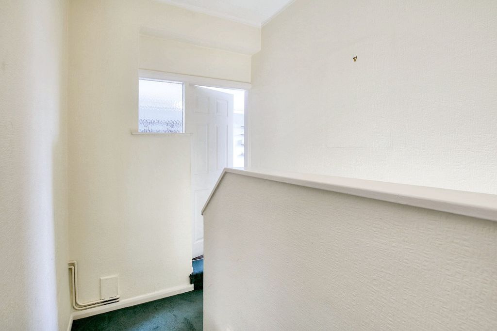 Additional image 17 of 4 bed semi-detached house for saleHidcote Road, Oadby LE2