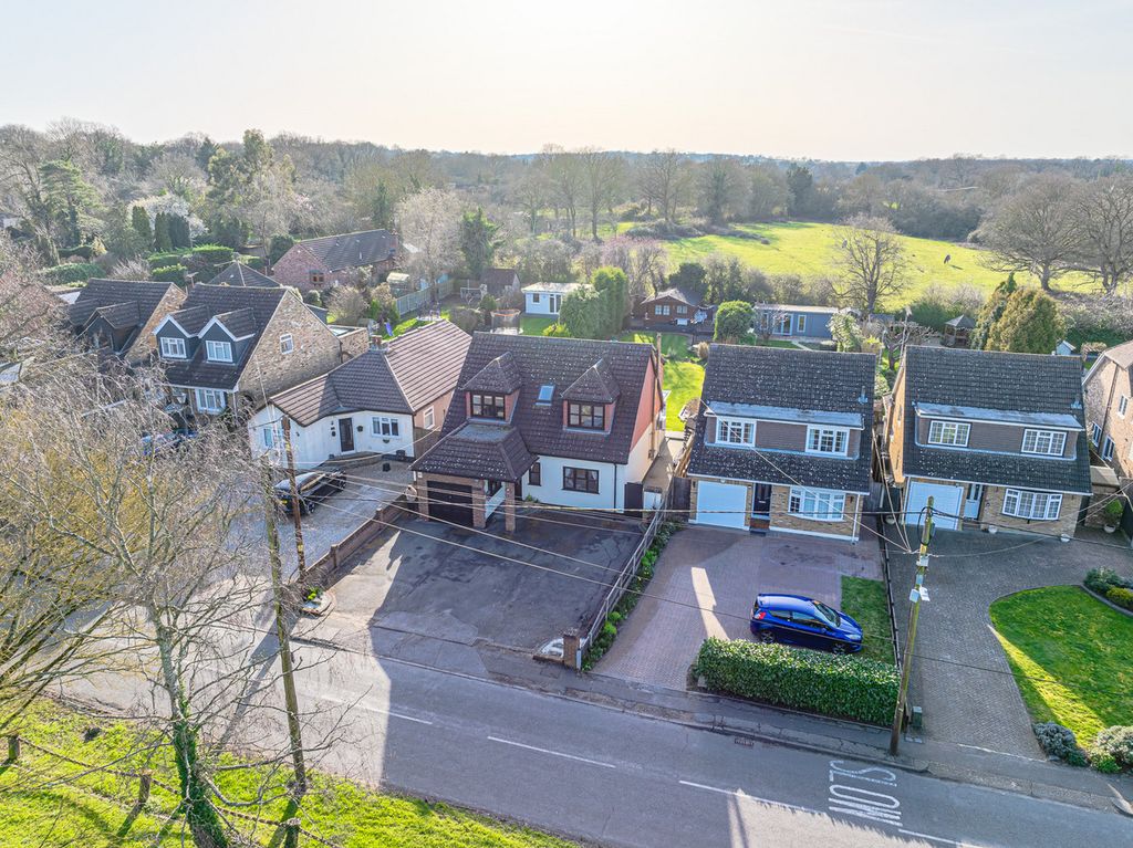 Additional image 35 of 4 bed detached house for saleCastledon Road, Wickford SS12