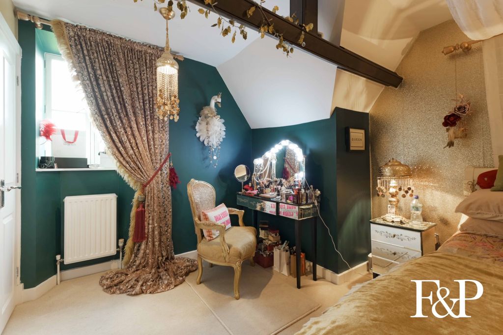 Additional image 9 of 3 bed flat for saleLongbourn, Windsor SL4