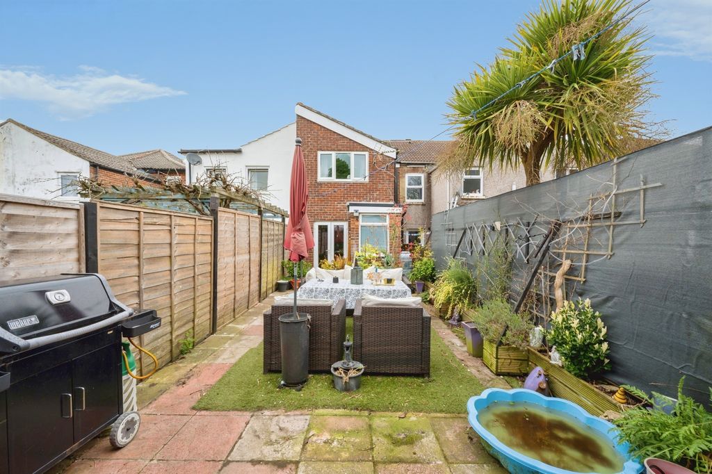 Additional image 22 of 3 bed terraced house for saleWeston Grove Road, Southampton SO19