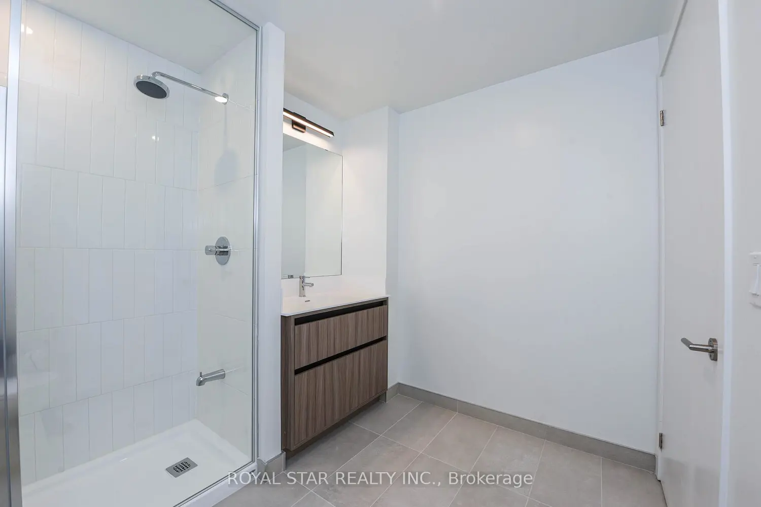 Additional image 12 of 7950 Bathurst Street 1502