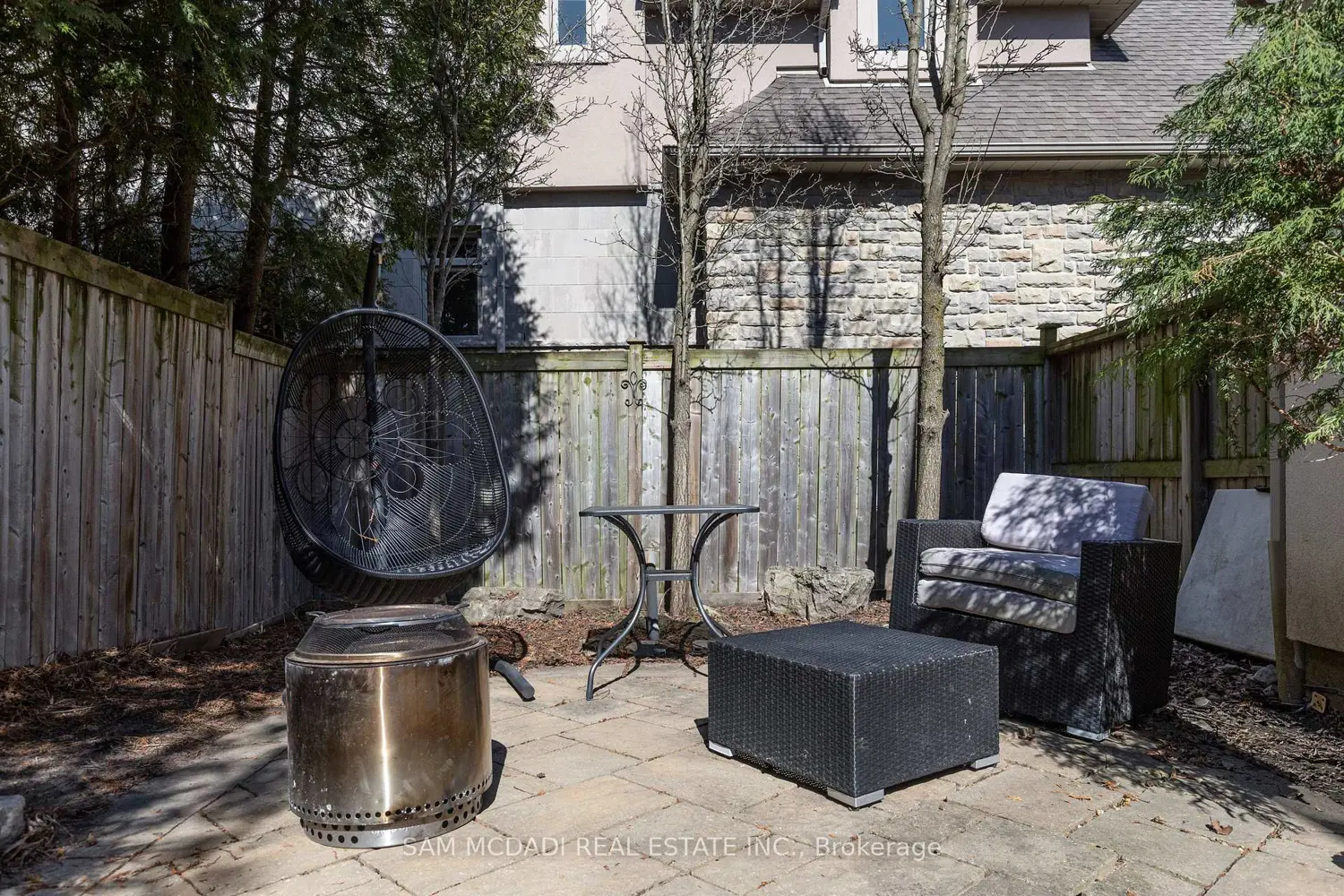 Additional image 18 of 3325 Lakeshore Road
