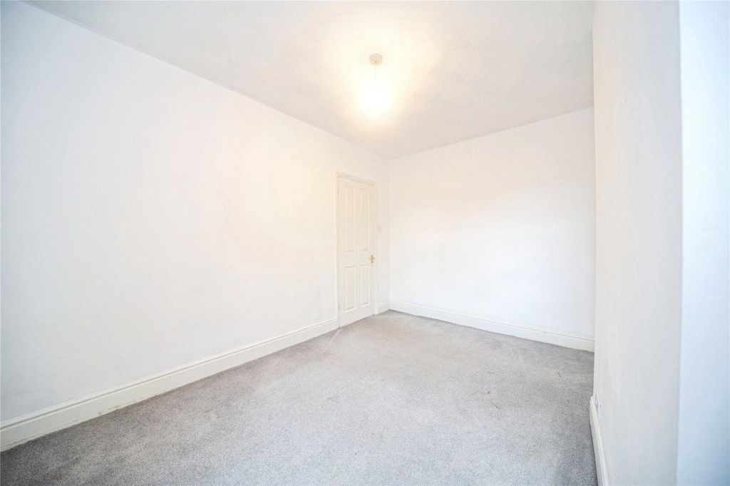 Additional image 8 of 3 bed semi-detached house for saleHill Lane, Bassett, Southampton, Hampshire SO15