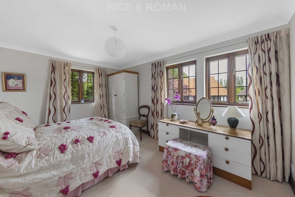 Additional image 14 of 5 bed detached house for saleSnows Ride, Windlesham GU20