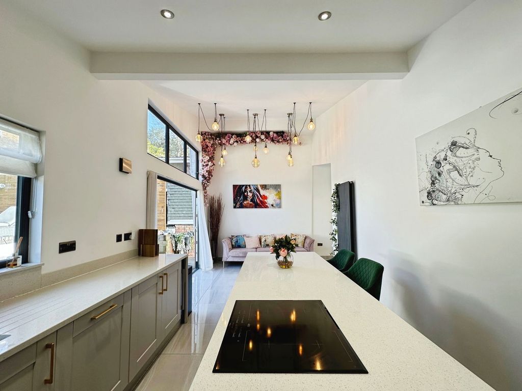 Additional image 24 of 4 bed detached house for saleCheswell Close, Compton, Wolverhampton WV6