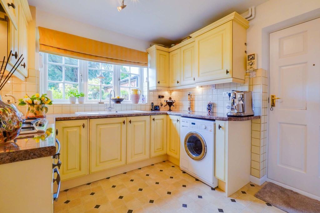 Additional image 3 of 4 bed link detached house for saleSt. Catharines Way, Houghton-On-The-Hill, Leicester LE7