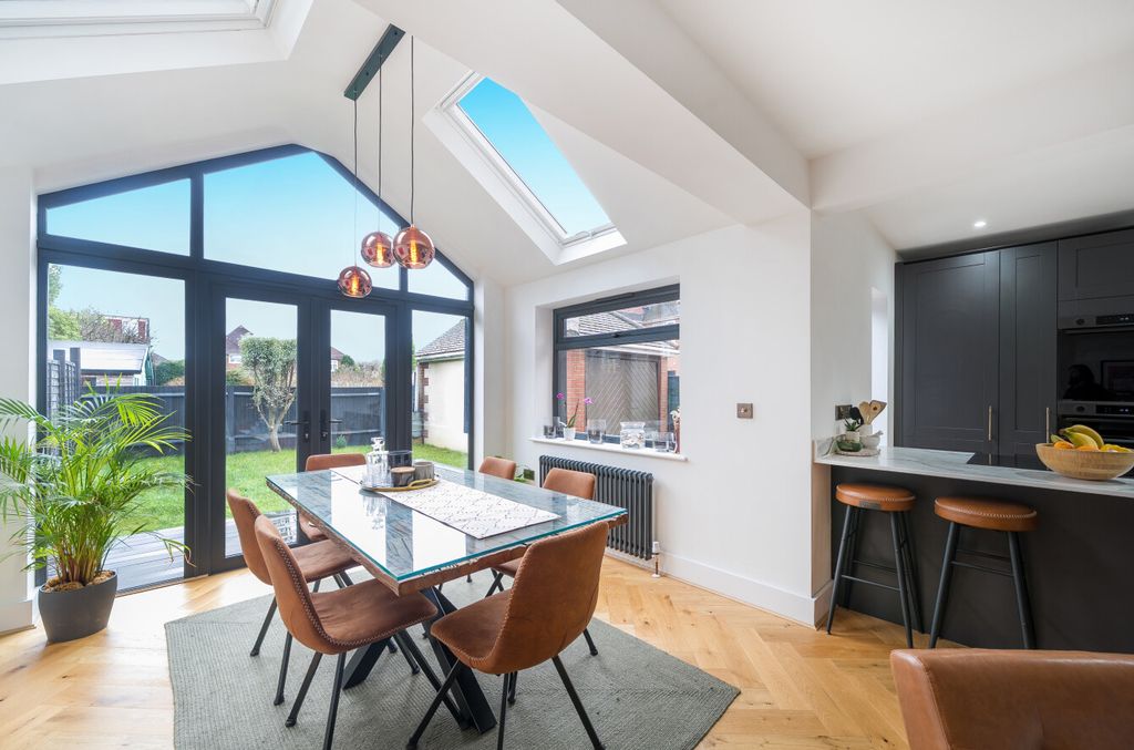 Additional image 13 of 4 bed semi-detached house for saleHarland Crescent, Upper Shirley, Southampton, Hampshire SO15