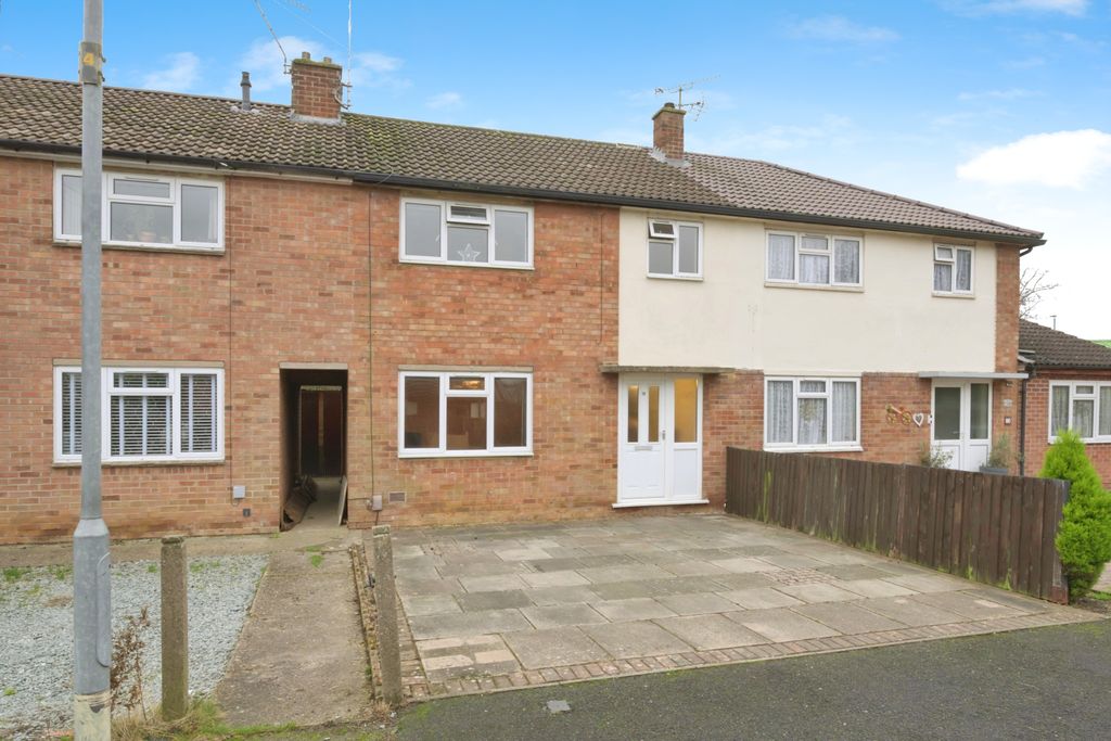 3 bed terraced house for saleSkippon Close, Market Harborough LE16