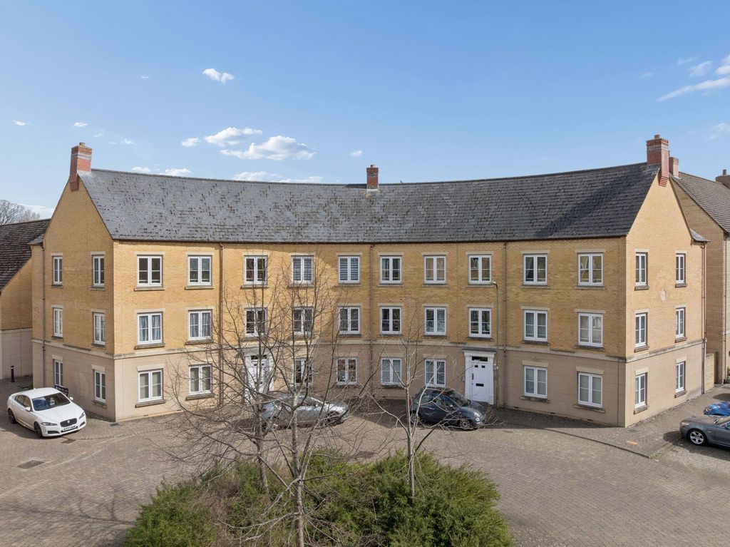 2 bed flat for saleNew Bridge Street, Witney OX28