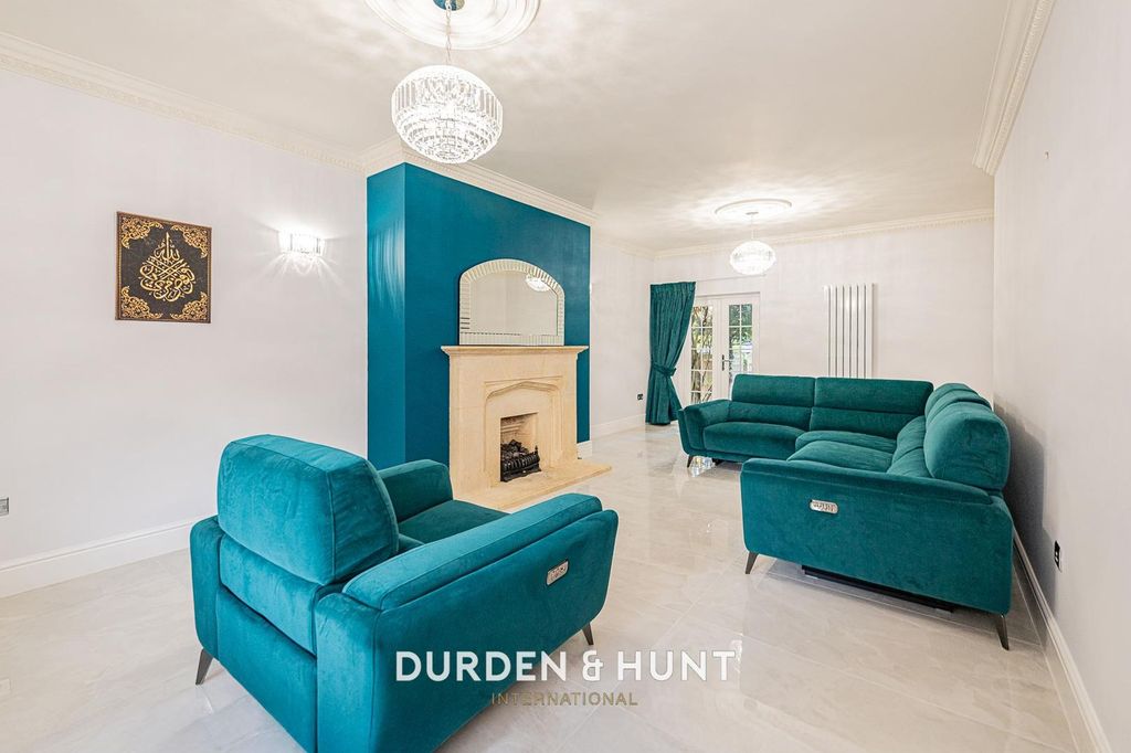 Additional image 2 of 6 bed detached house for saleRegents Drive, Woodford Green IG8