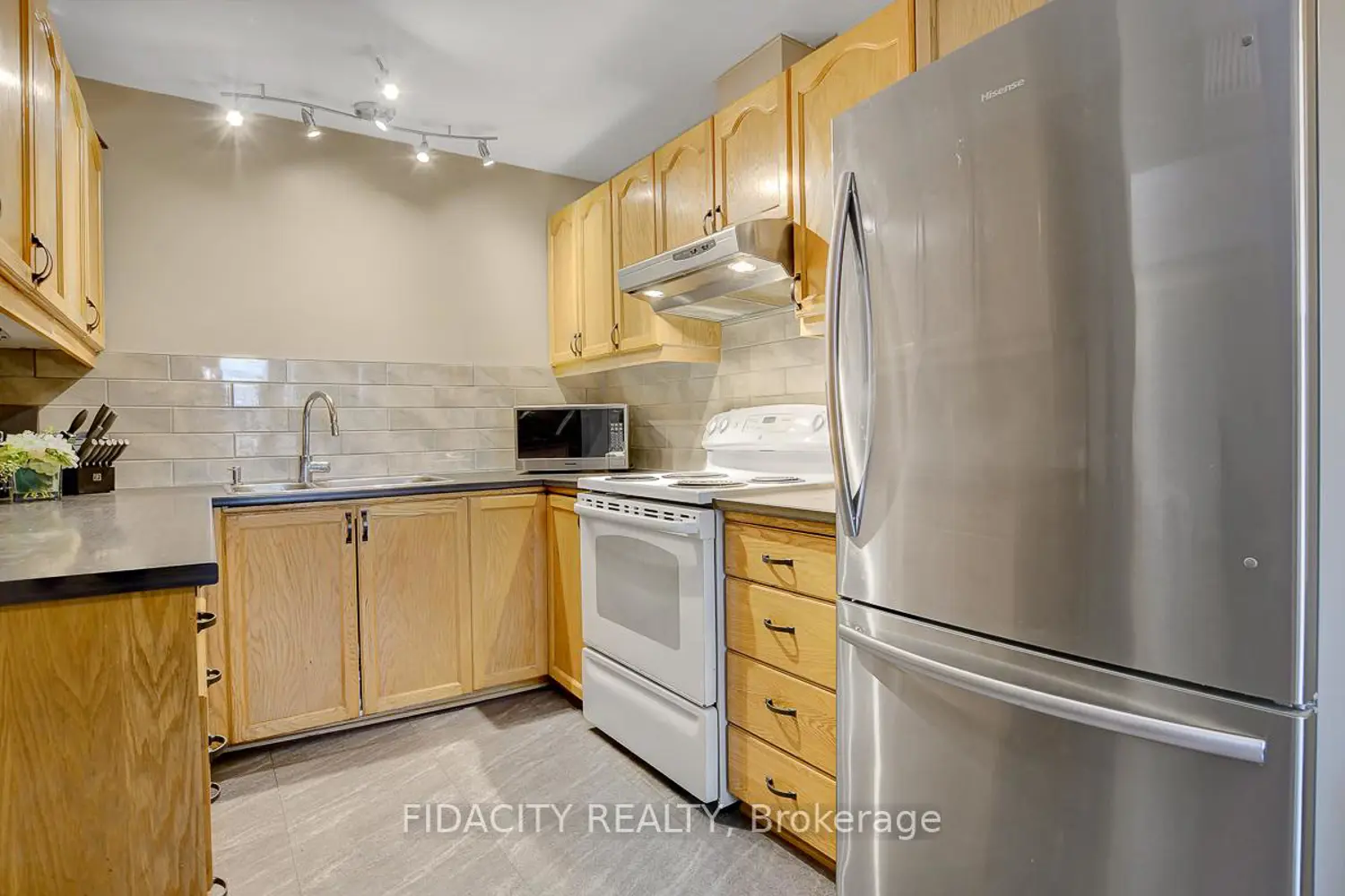 Additional image 8 of 159 Salter Crescent 61
