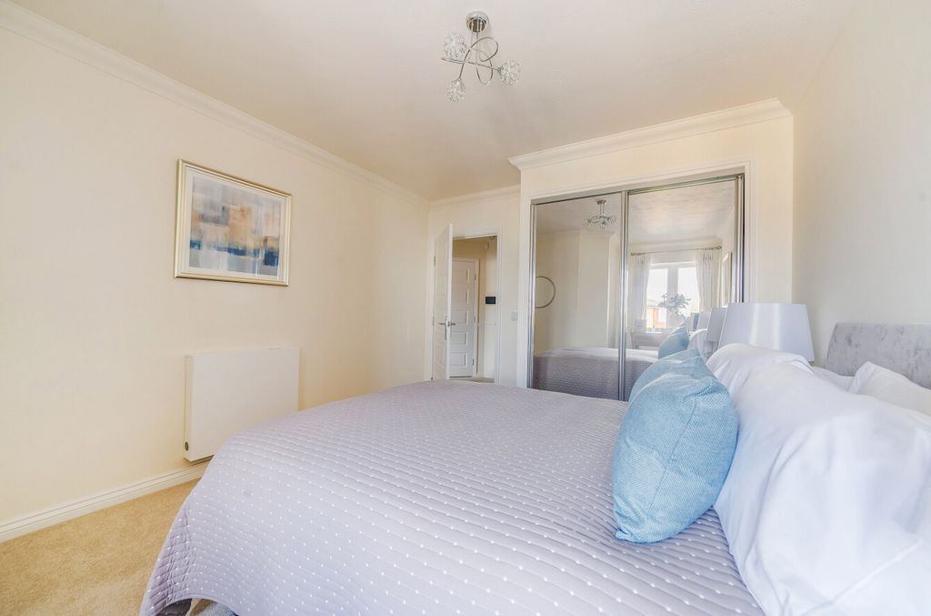 Additional image 9 of 1 bed flat for saleSpitfire Lodge, Belmont Road, Southampton SO17