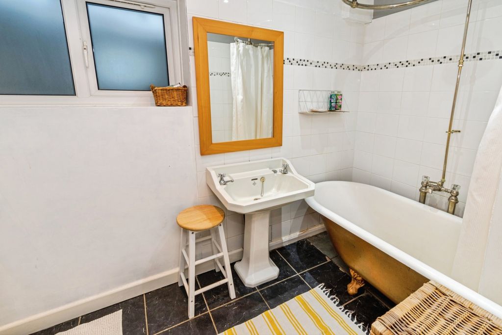 Additional image 7 of 3 bed terraced house for saleBladon Road, Southampton, Hampshire SO16