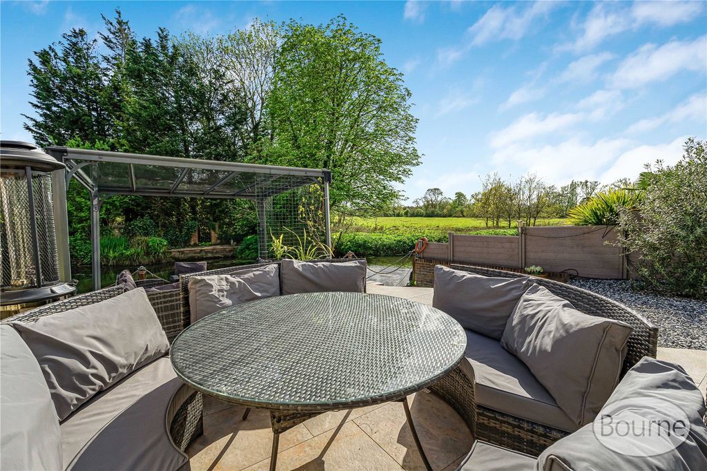 Additional image 20 of 3 bed detached house for saleRiverside Gardens, Old Woking, Woking, Surrey GU22