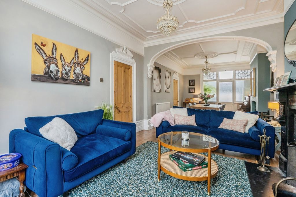 Additional image 8 of 3 bed terraced house for saleLaburnum Grove, Portsmouth, Hampshire PO2