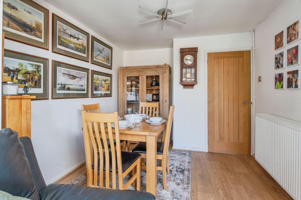 Additional image 8 of 3 bed bungalow for saleMerlin Way, Wickford SS11