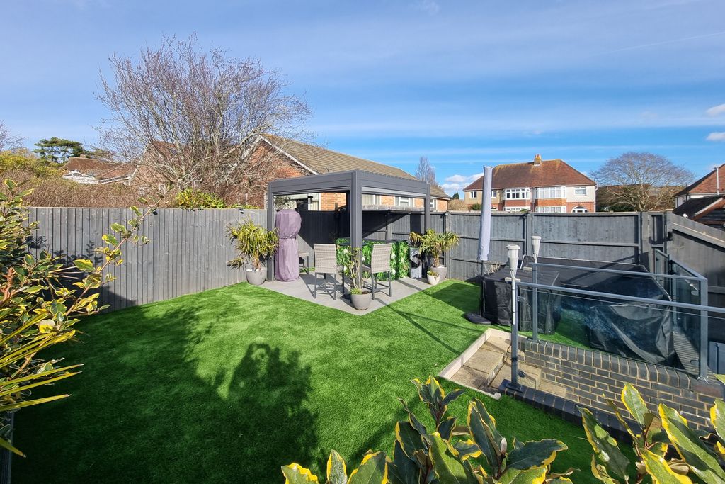 Additional image 27 of 4 bed detached house for saleDrayton, Hampshire PO6