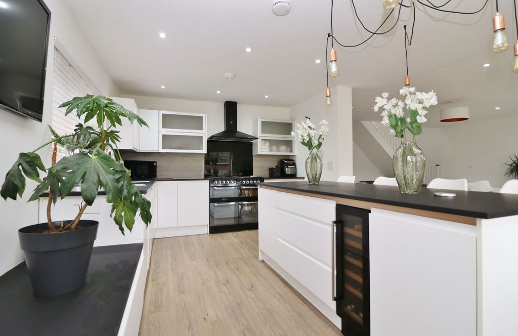 Additional image 7 of 5 bed detached house for saleNetley Firs Road, Hedge End SO30