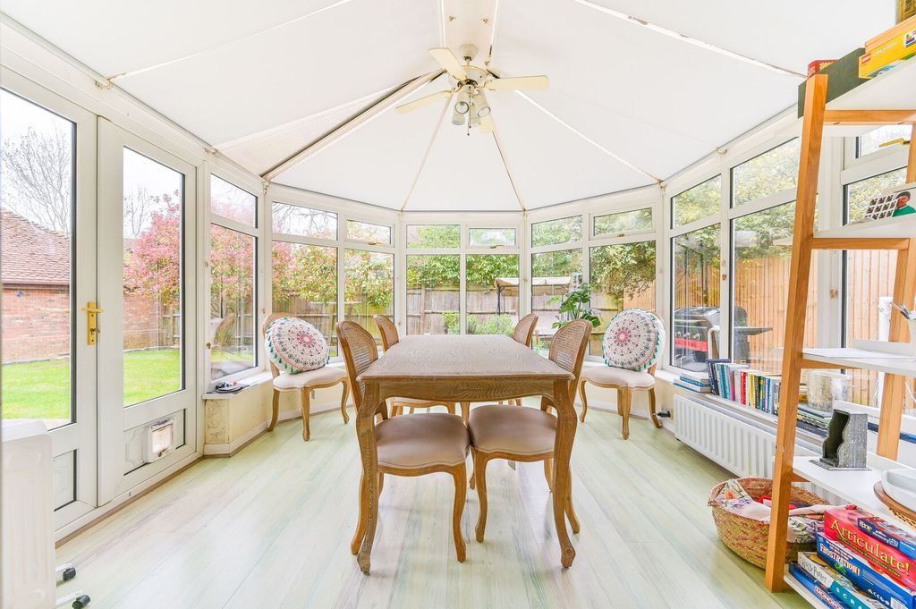 Additional image 8 of 5 bed detached house for saleRoyal Avenue, New Malden, Worcester Park KT4
