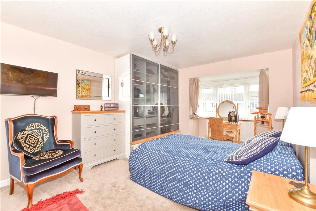 Additional image 7 of 4 bed terraced house for saleChadderton Gardens, Portsmouth, Hampshire PO1