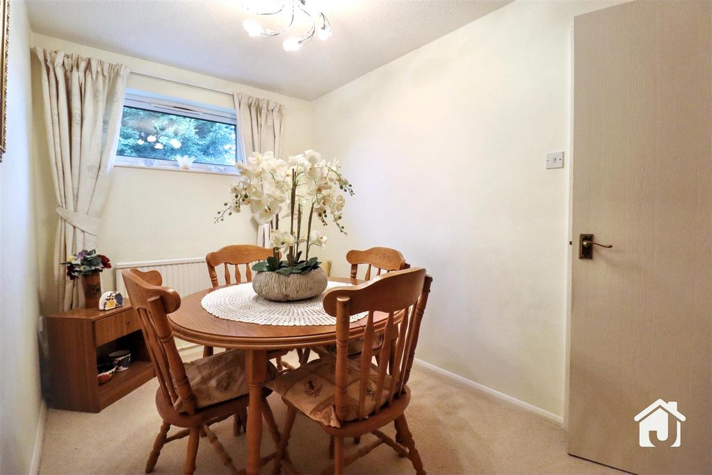 Additional image 12 of 3 bed flat for saleCross Lane, Mountsorrel, Loughborough LE12