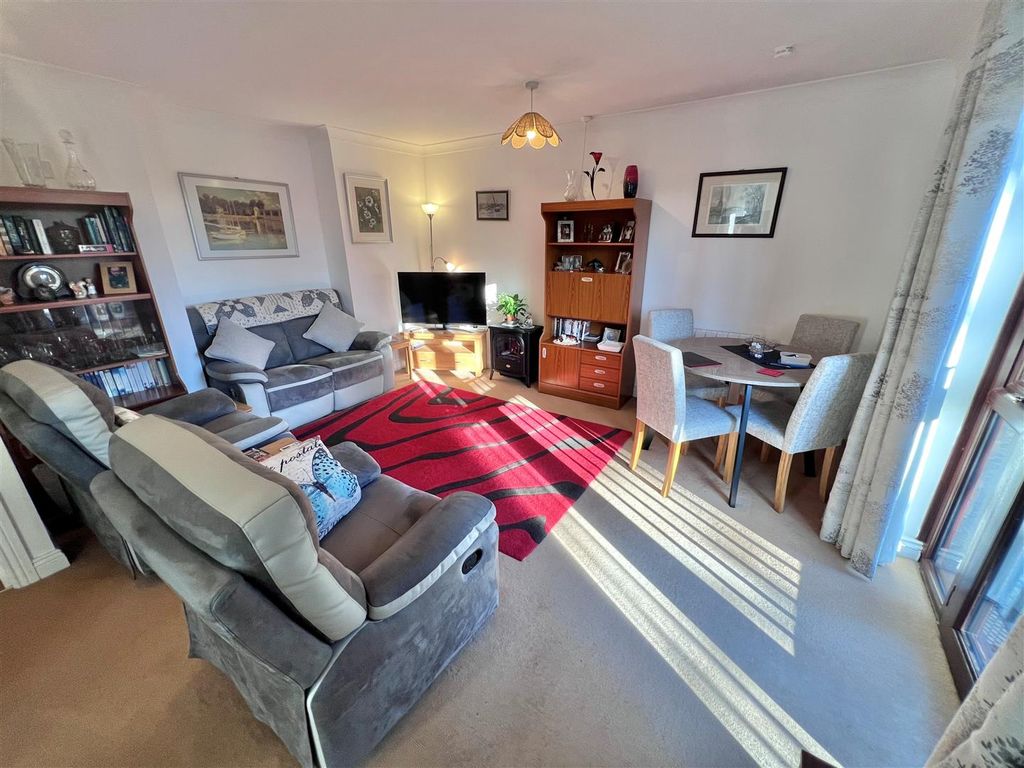 Additional image 5 of 2 bed flat for saleBarnaby Mill, Barnaby Mead, Gillingham SP8