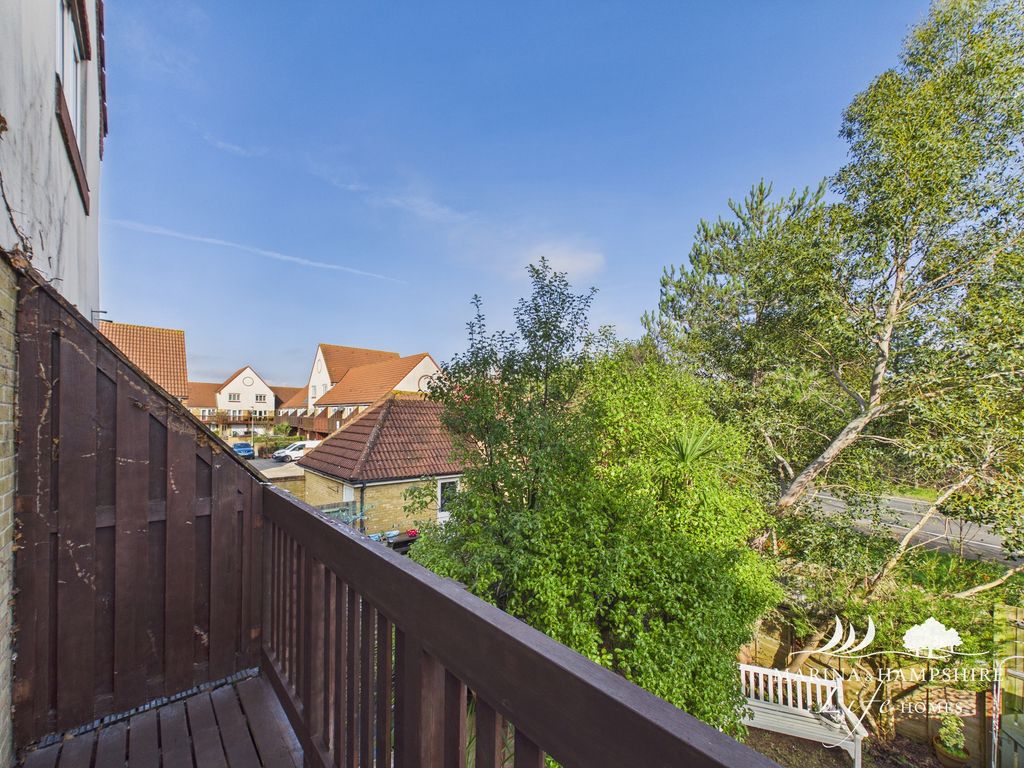 Additional image 26 of 3 bed terraced house for saleTintagel Way, Port Solent PO6