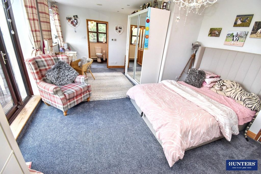 Additional image 15 of 5 bed detached house for saleForest Road, Huncote, Leicester LE9