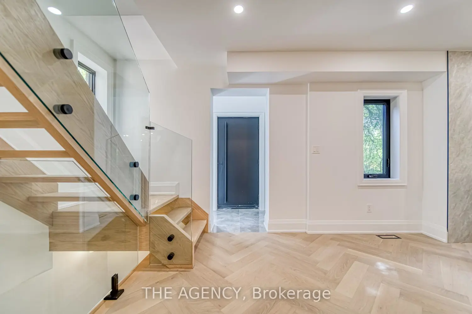 16 Duncannon Drive