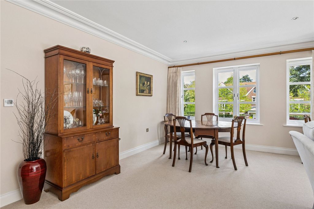 Additional image 9 of 2 bed flat for saleCross Road, Ascot, Berkshire SL5