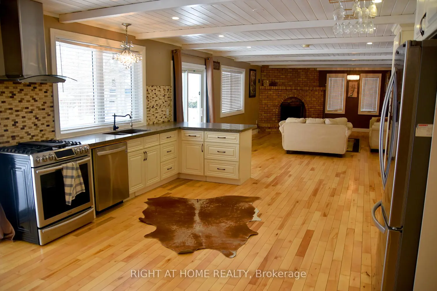 Additional image 3 of 994 Haist Street