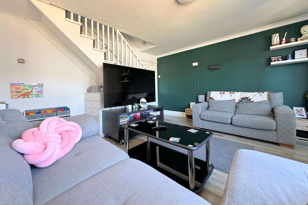 Additional image 6 of 2 bed terraced house for saleWatersedge Road, Portsmouth PO6