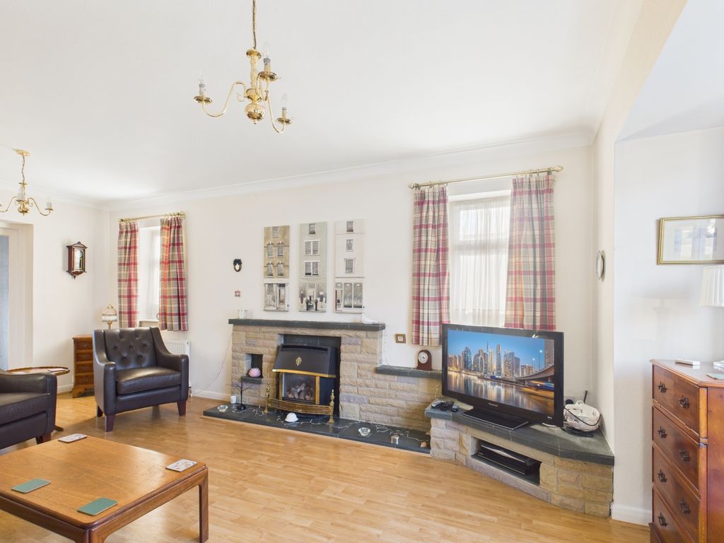 Additional image 5 of 4 bed detached house for sale1 Springfield Crescent, Kibworth, Leicester LE8