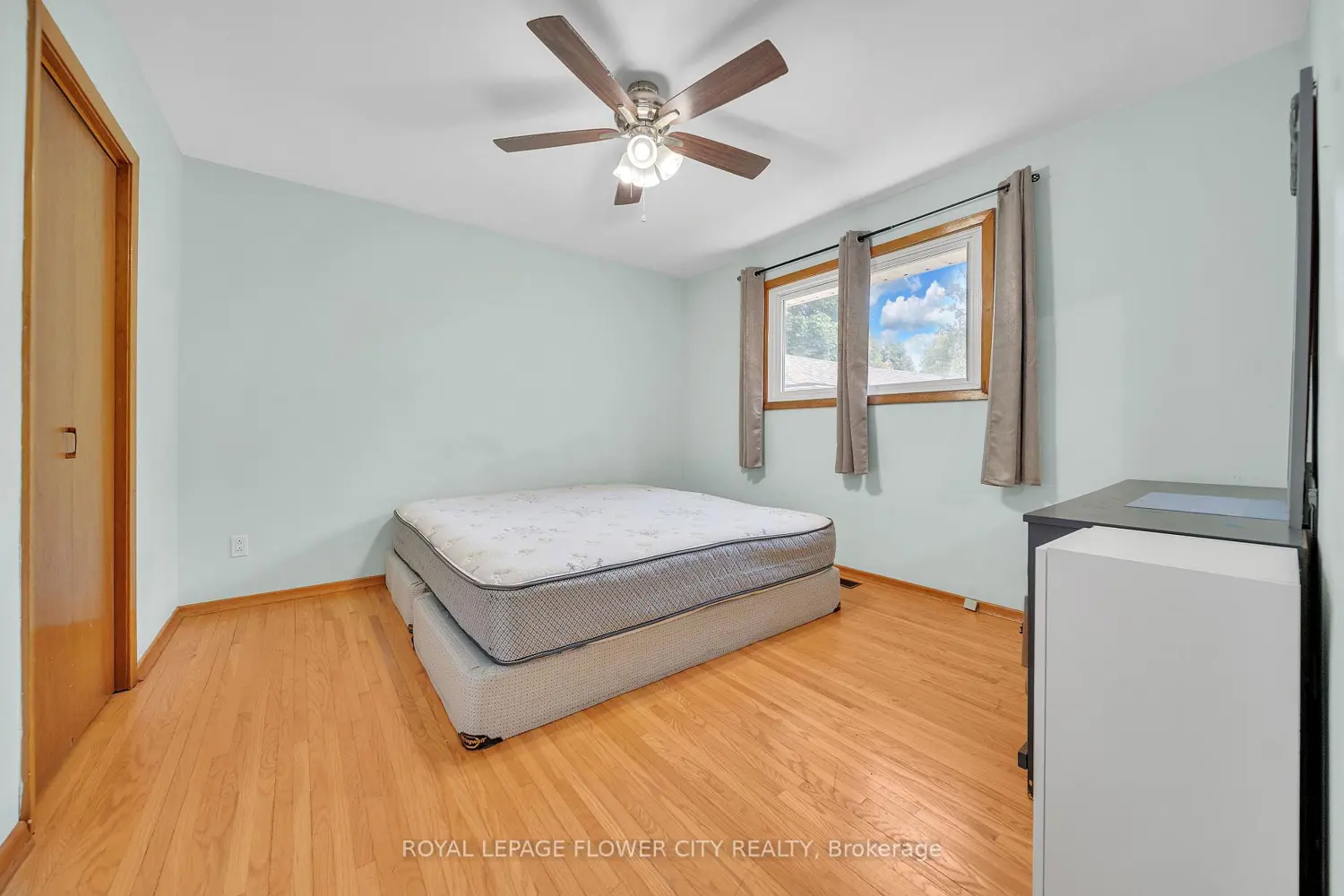 Additional image 8 of 6768 Keiffer Street