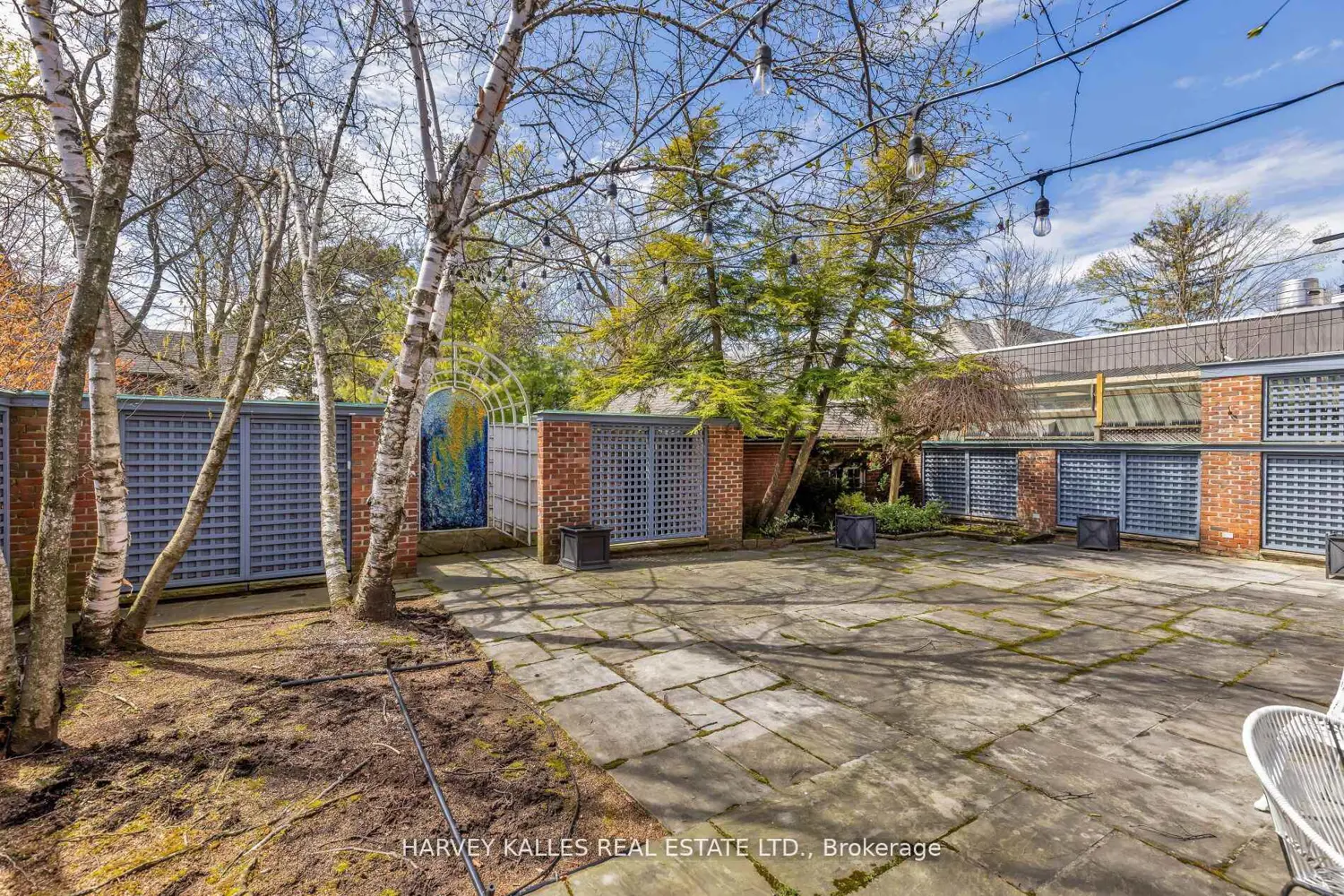 Additional image 18 of 470 Russell Hill Road