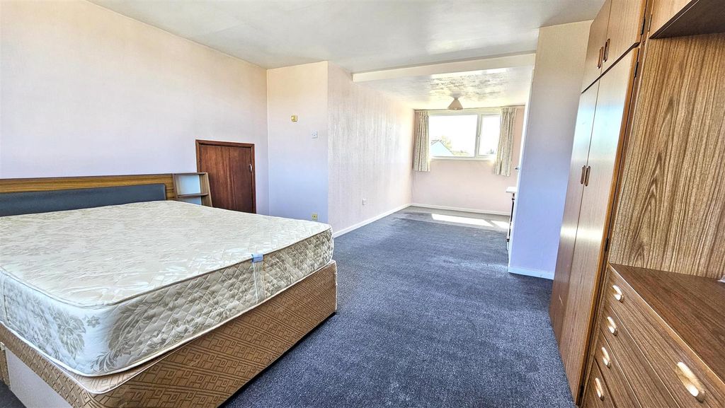 Additional image 11 of 3 bed semi-detached bungalow for saleBridport Close, Wigston LE18