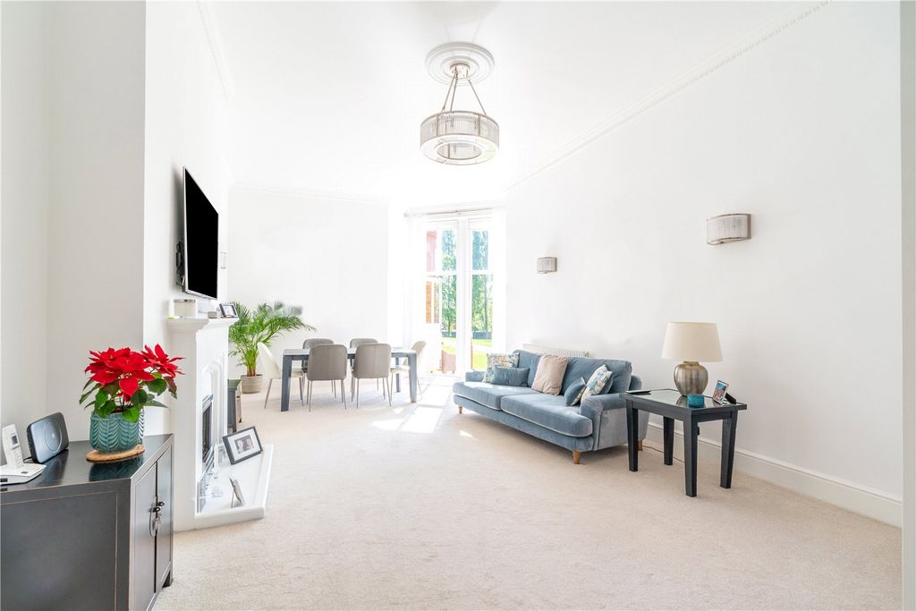 Additional image 2 of 2 bed flat for saleBrandesbury Square, Woodford Green IG8